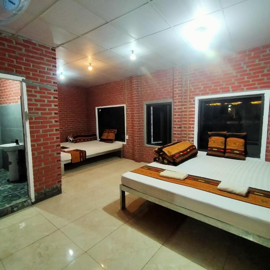 Du Gia Homestay Friendly Làng Cac Exterior foto