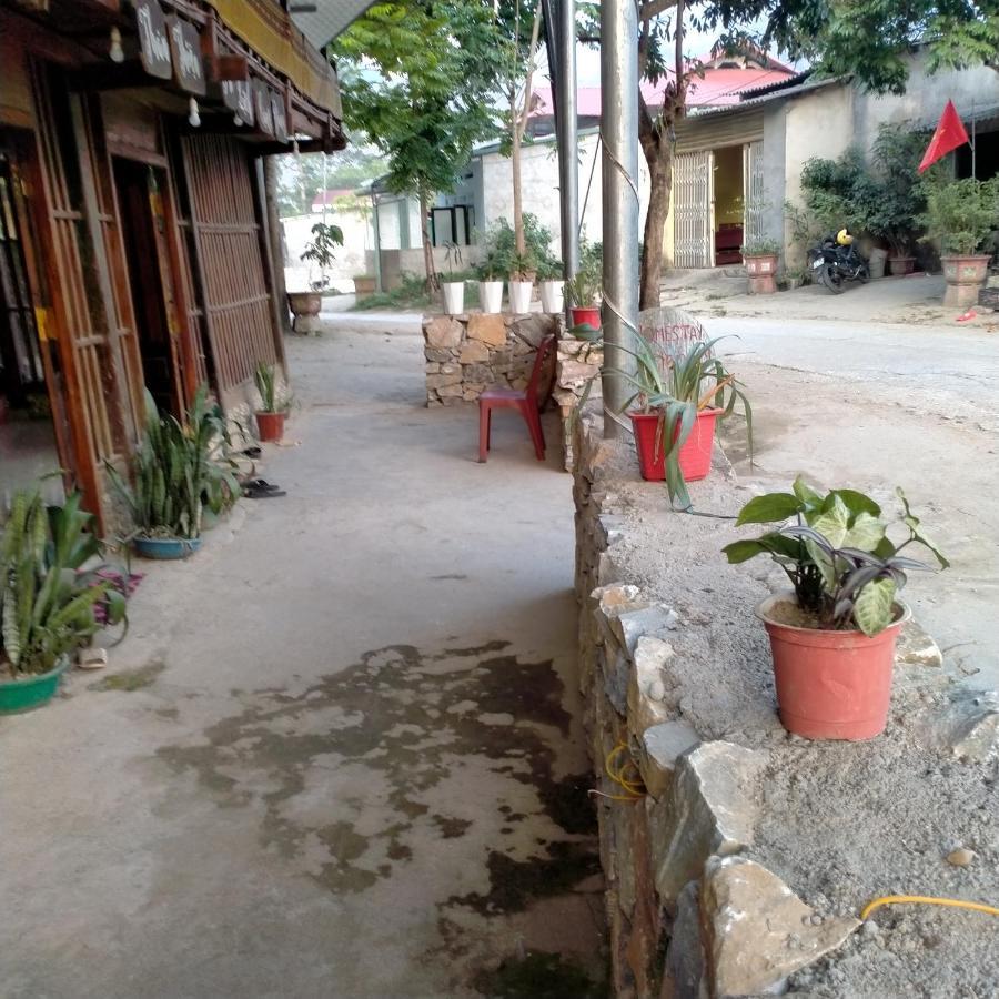 Du Gia Homestay Friendly Làng Cac Exterior foto